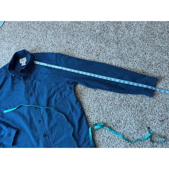 LL Bean Mens collared shirt, 100% Cotton, size med, Blue & Black pattern - Picture 5 of 7